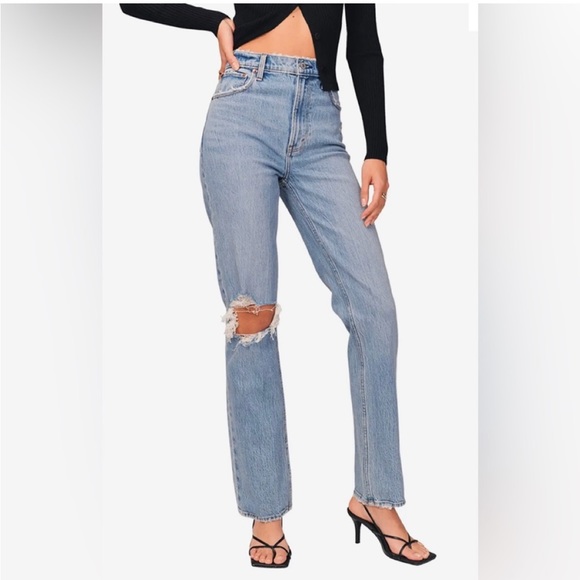 Abercrombie & Fitch Denim - NWT Abercrombie & Fitch The ‘90s Straight Ultra High Rise Jeans Size 33/16 SHORT